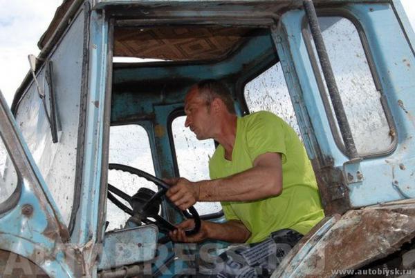 traktor-25-06-110000086.jpg