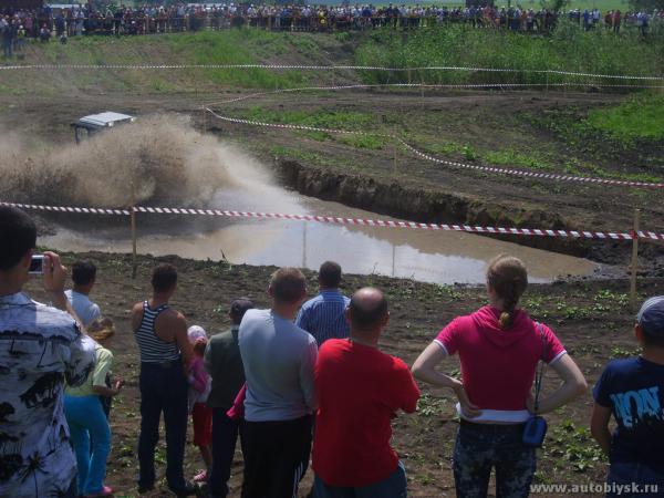 traktor-25-06-110000096.jpg