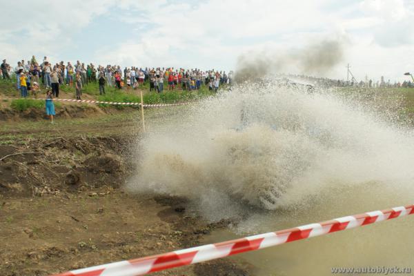 traktor-25-06-110000101.jpg