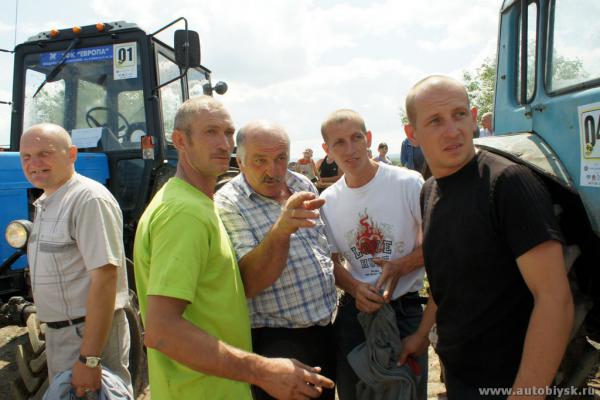 traktor-25-06-110000106.jpg