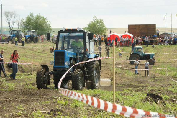 traktor-25-06-110000109.jpg