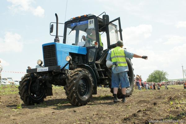 traktor-25-06-110000114.jpg