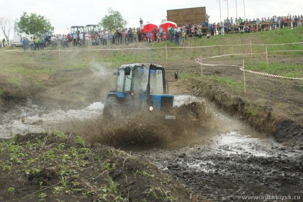 traktor-25-06-110000116.jpg
