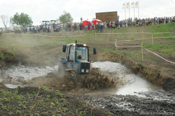 traktor-25-06-110000117.jpg